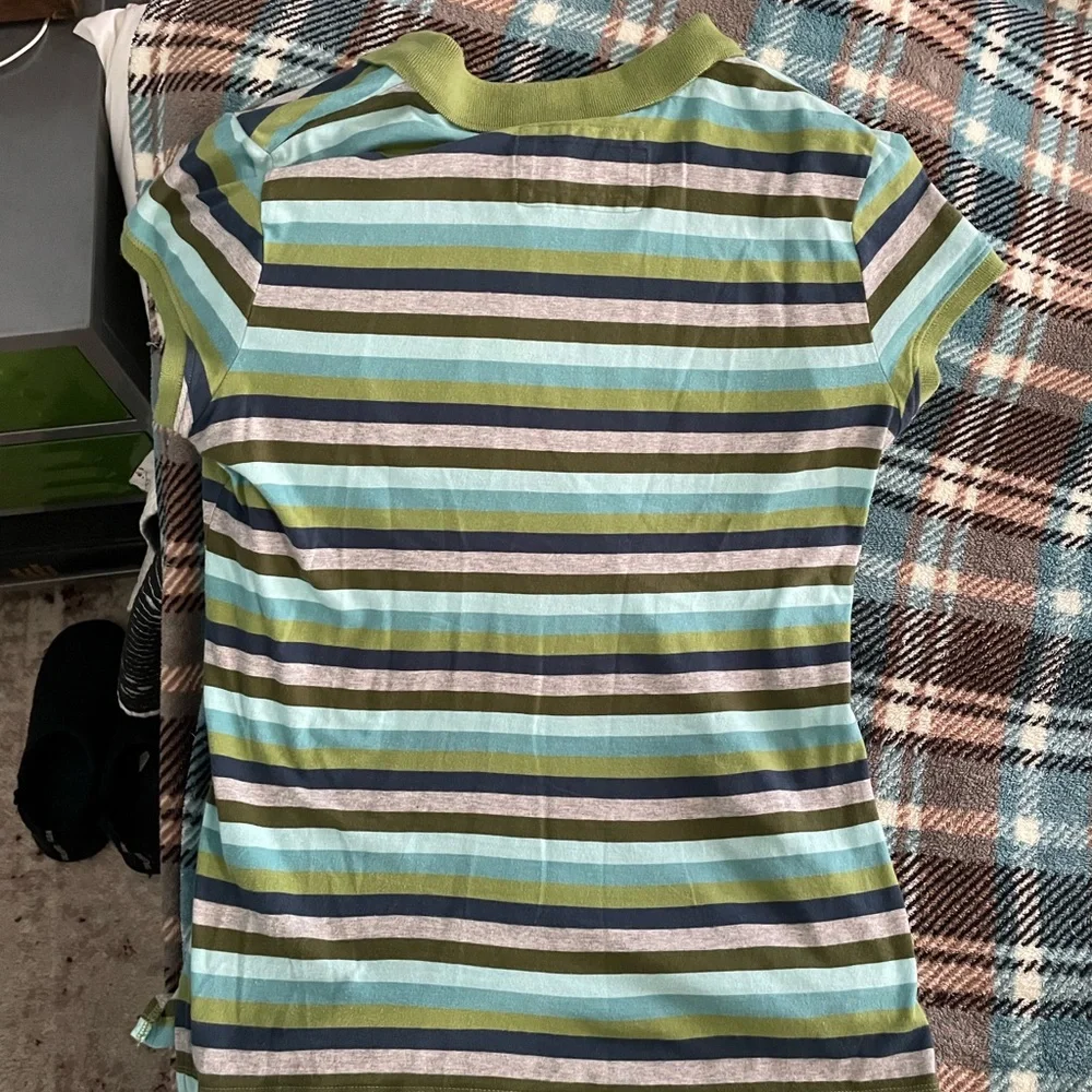 Ladies Aeropostale 1/4 button polo - Picture 3 of 3